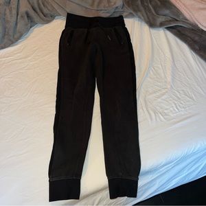 Black lululemon joggers